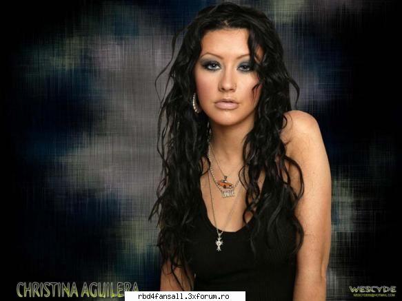 christina aguilera experta in bannere & moderatoare