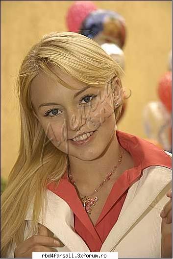 angelique boyer experta in bannere & moderatoare