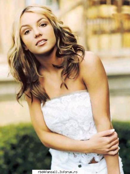 britney spears experta in bannere & moderatoare