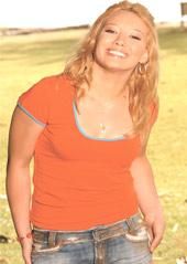 hillary duff experta in bannere & moderatoare
