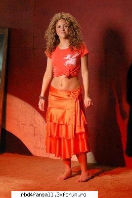 shakira experta in bannere & moderatoare