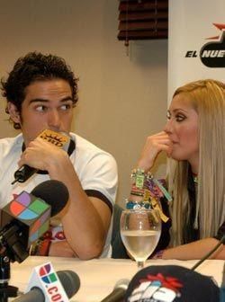 Poze - deyutza_anahilove - Anahi y Alfonso