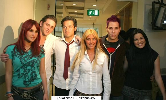Pozzzzzzeeeeeee - anahi_christian - Poze